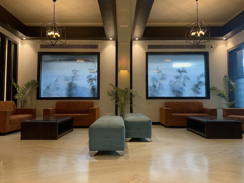 Royale Sarovar Portico Agra Agra  Extérieur photo