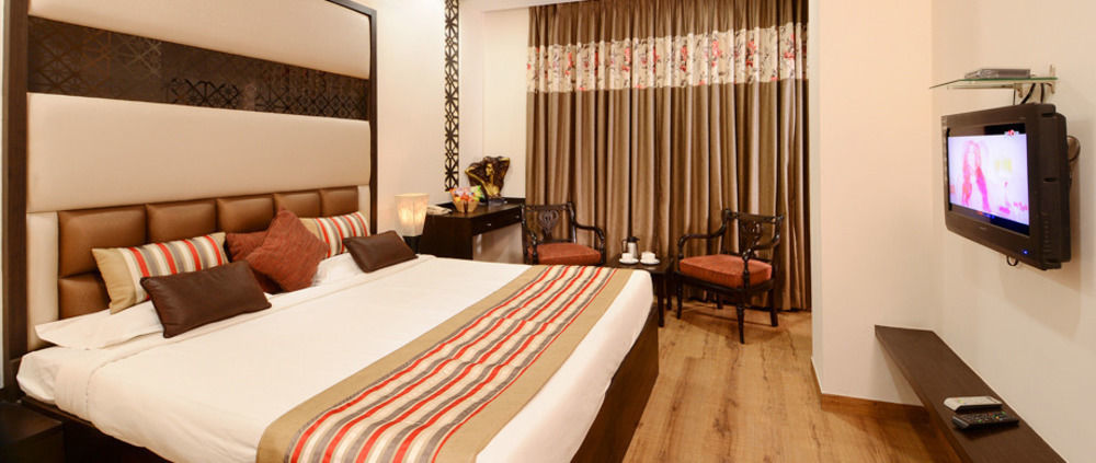 Royale Sarovar Portico Agra Agra  Extérieur photo